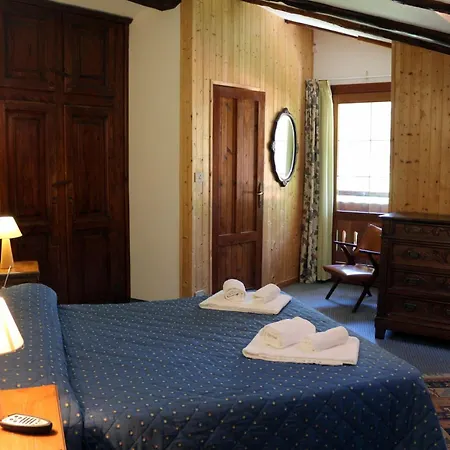 Отель La Quiete Бардонеккия